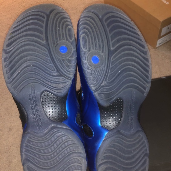 Nike Air Flightposites “Dark Neon Royal”